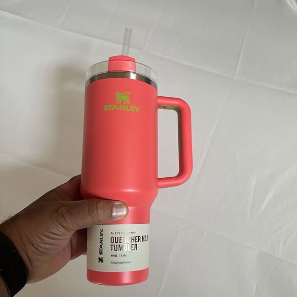 STANLEY Hibiscus Pink Tumbler 40 oz. Quencher H2.0 Limited Flowstate Heat Wave - Picture 5 of 6